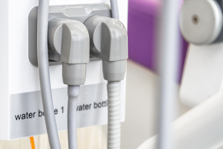 Стоматологическая установка MERCURY 330 LUX с нижней подачей инструментов