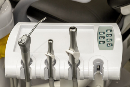 Стоматологическая установка M1 Safety нижняя подача (поворотный модуль врача 270°)