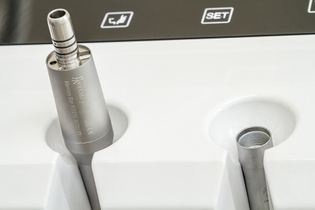 Встраиваемый бесщеточный микромотор Mercury STAR 800EM Встраиваемый бесщеточный микромотор Mercury STAR 800EM