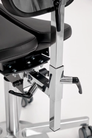 Стул микроскописта КОМФОРТ ПЛЮС с нижним подъемом