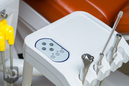 Стоматологическая установка Anya AY-A 3600 (верхняя подача)