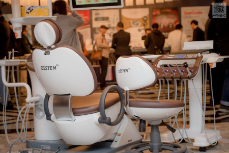 Стоматологическая установка Osstem K3 CART с перекатным картом (комплектация с электрическим мотором)